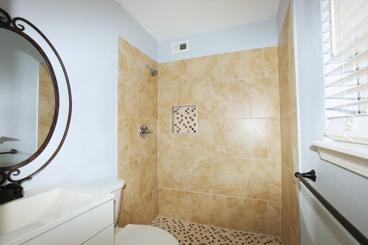 24 King Fish Ln #1 - Photo 5 of 19