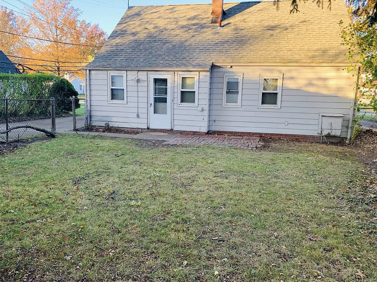 23292 Williams Ave #1 - Photo 2 of 16