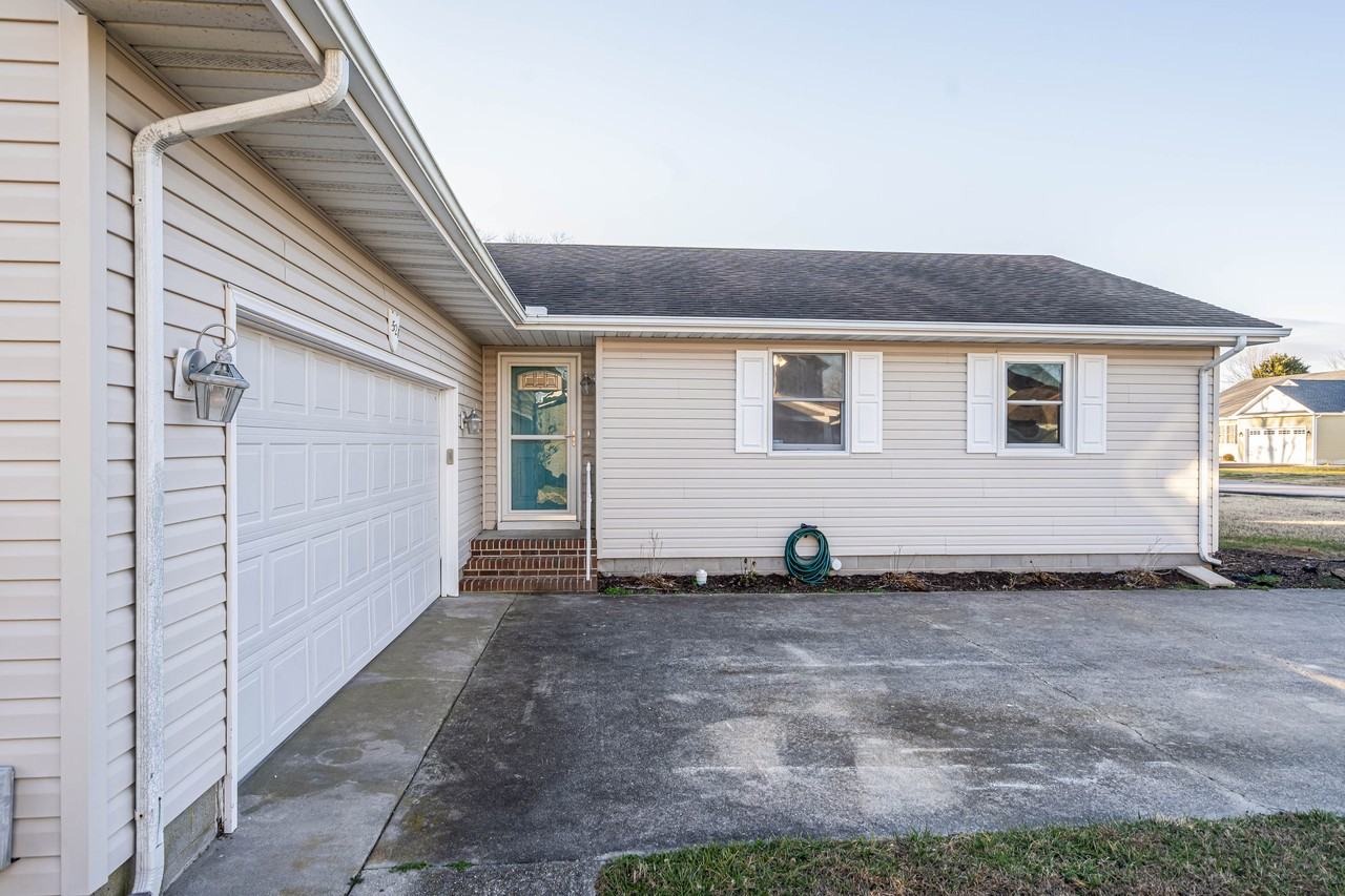 521 Harbor Rd #1 - Photo 7 of 33