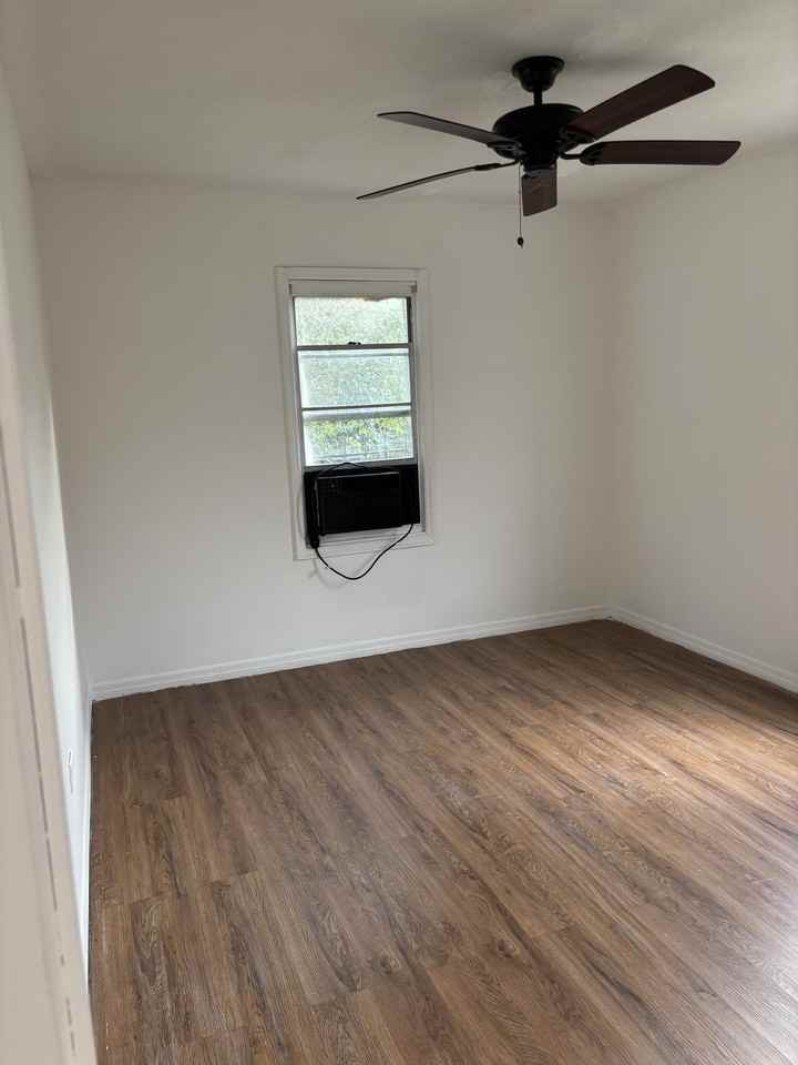 1764 E 26th St #1 - Photo 7 of 14