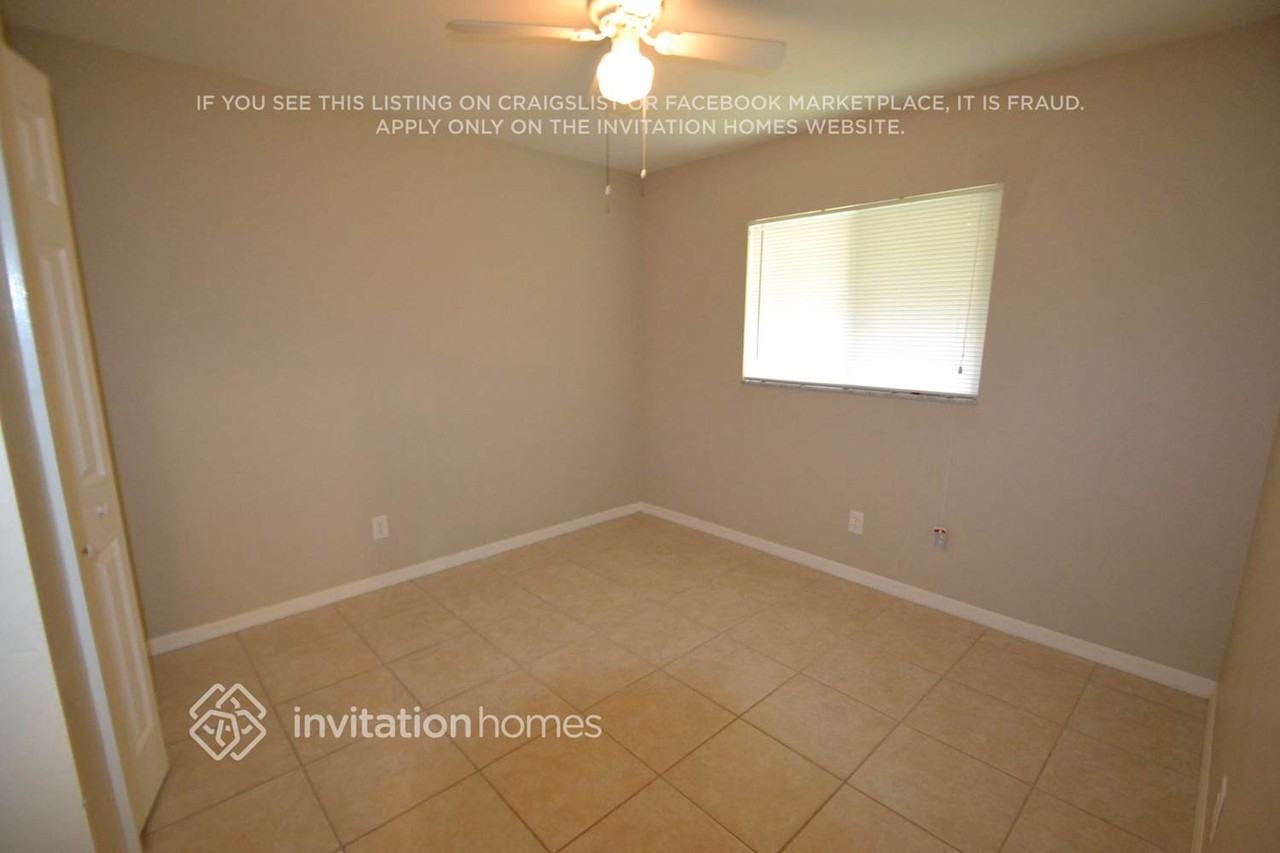 521 Sw 23rd Ter - Photo 6 of 11