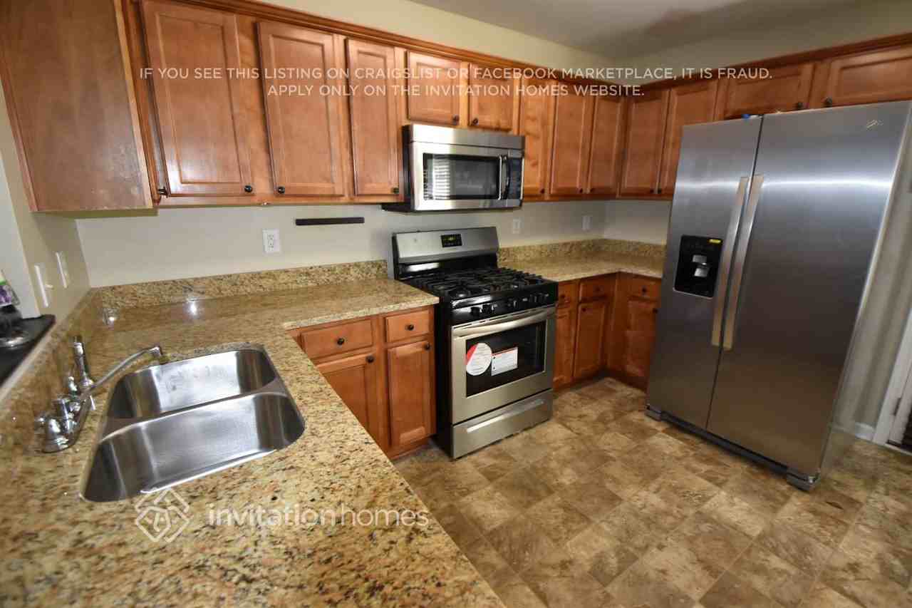 1950 Ripple Creek Ct Sw - Photo 3 of 8