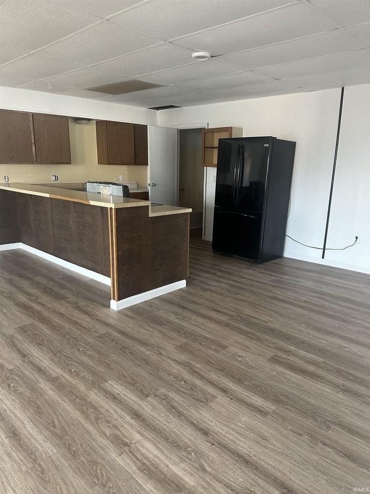 104 1/2 W Michigan St #4 - Photo 5 of 9