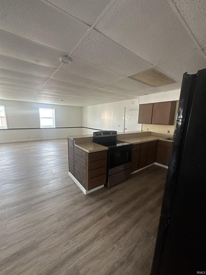 104 1/2 W Michigan St #4 - Photo 6 of 9