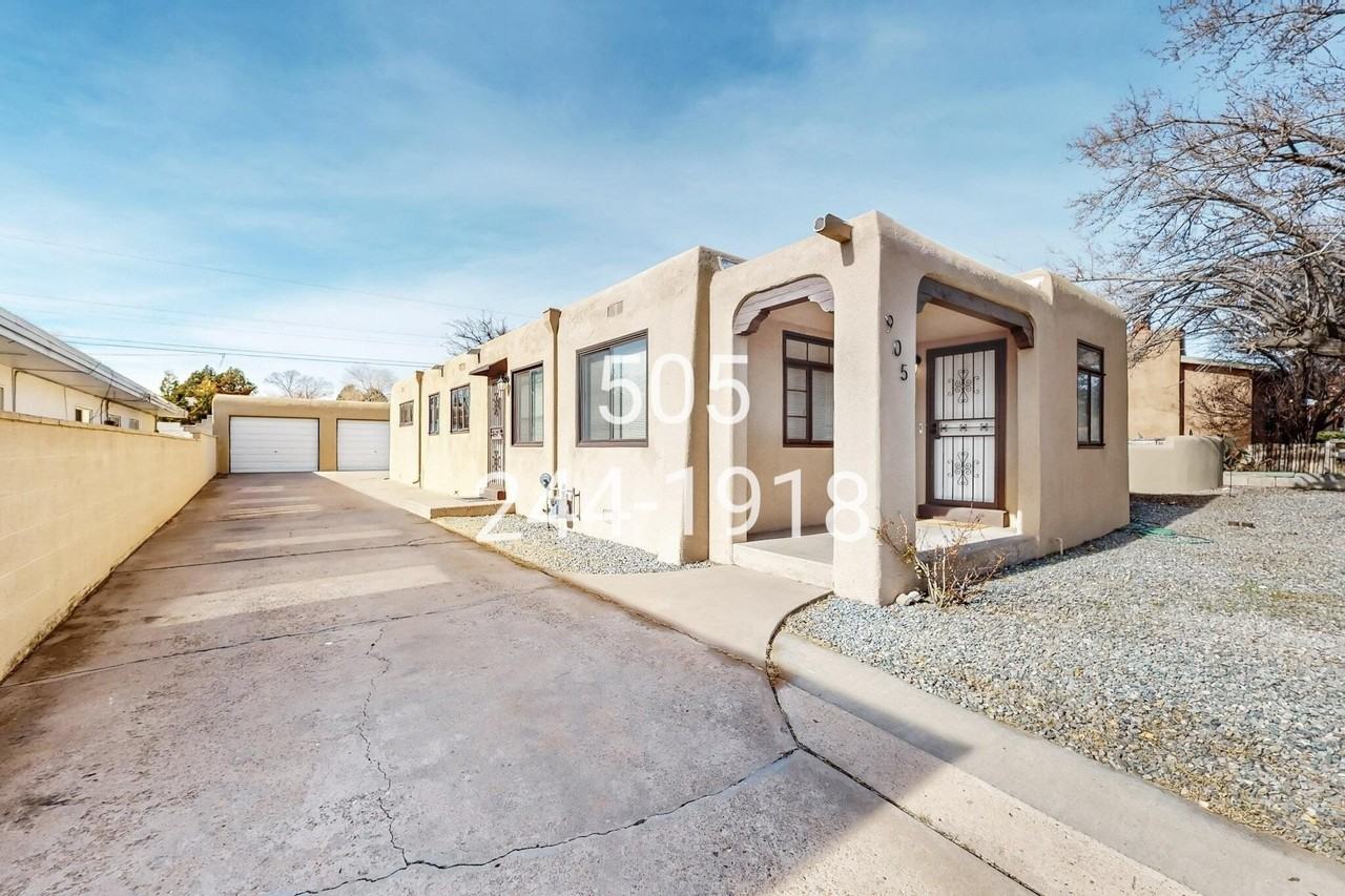 905 Adams St Ne - Photo 4 of 46