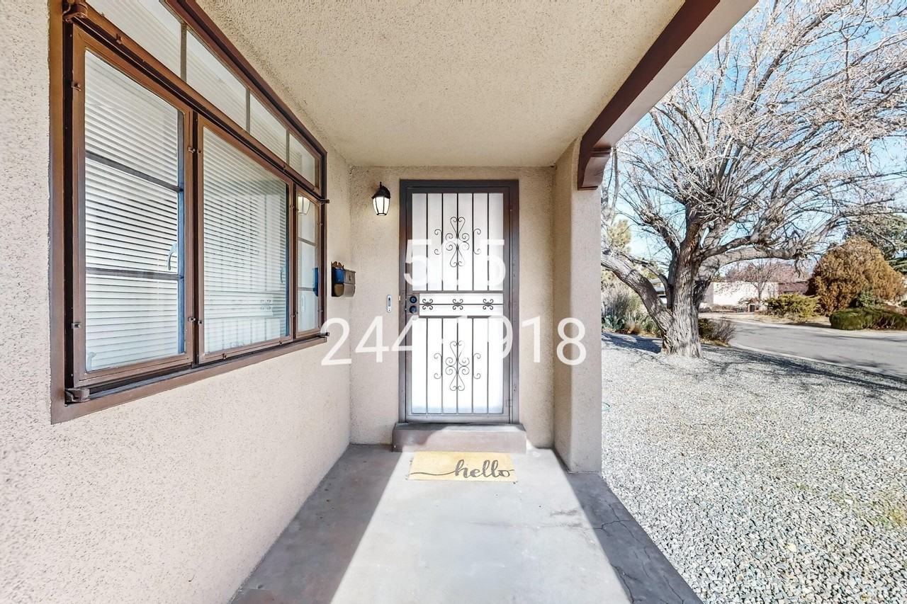 905 Adams St Ne - Photo 5 of 46