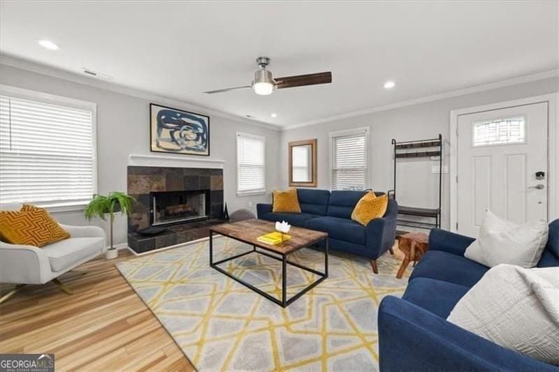 65 Howell St Ne - Photo 7 of 30