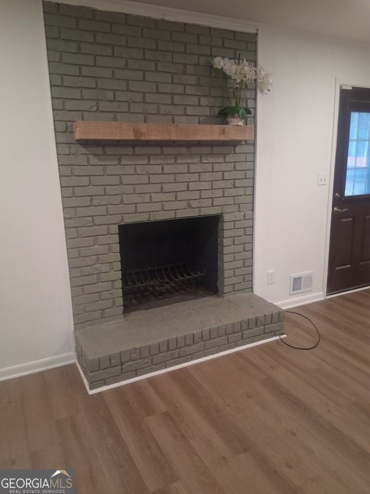 3425 New Macland Rd - Photo 5 of 5