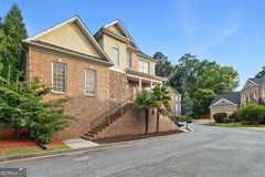 1711 Summit Glen Ln Ne - Photo 1 of 1