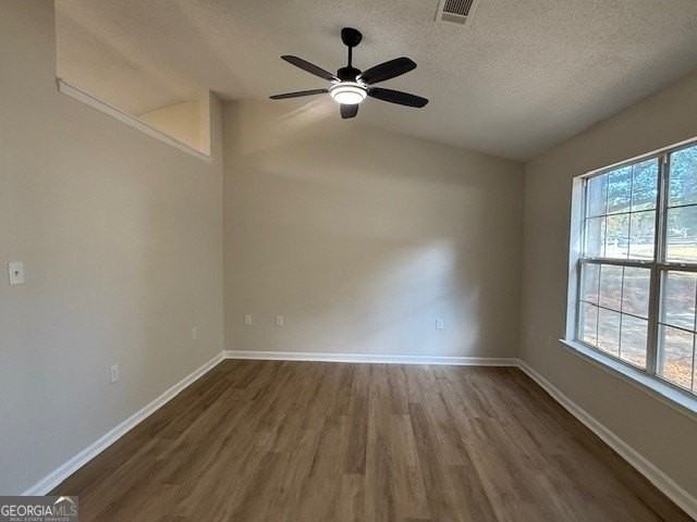 273 Village Dr - Photo 2 of 16