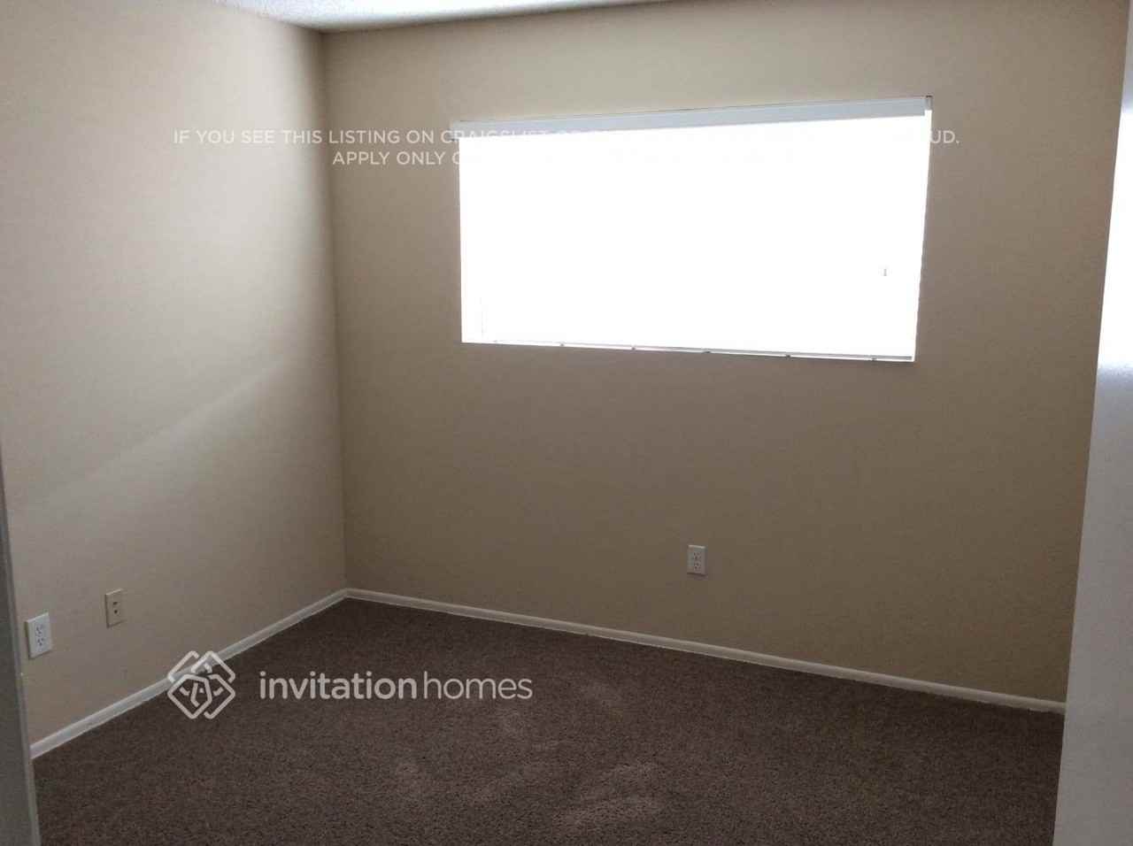 504 Northpark Blvd - Photo 3 of 6