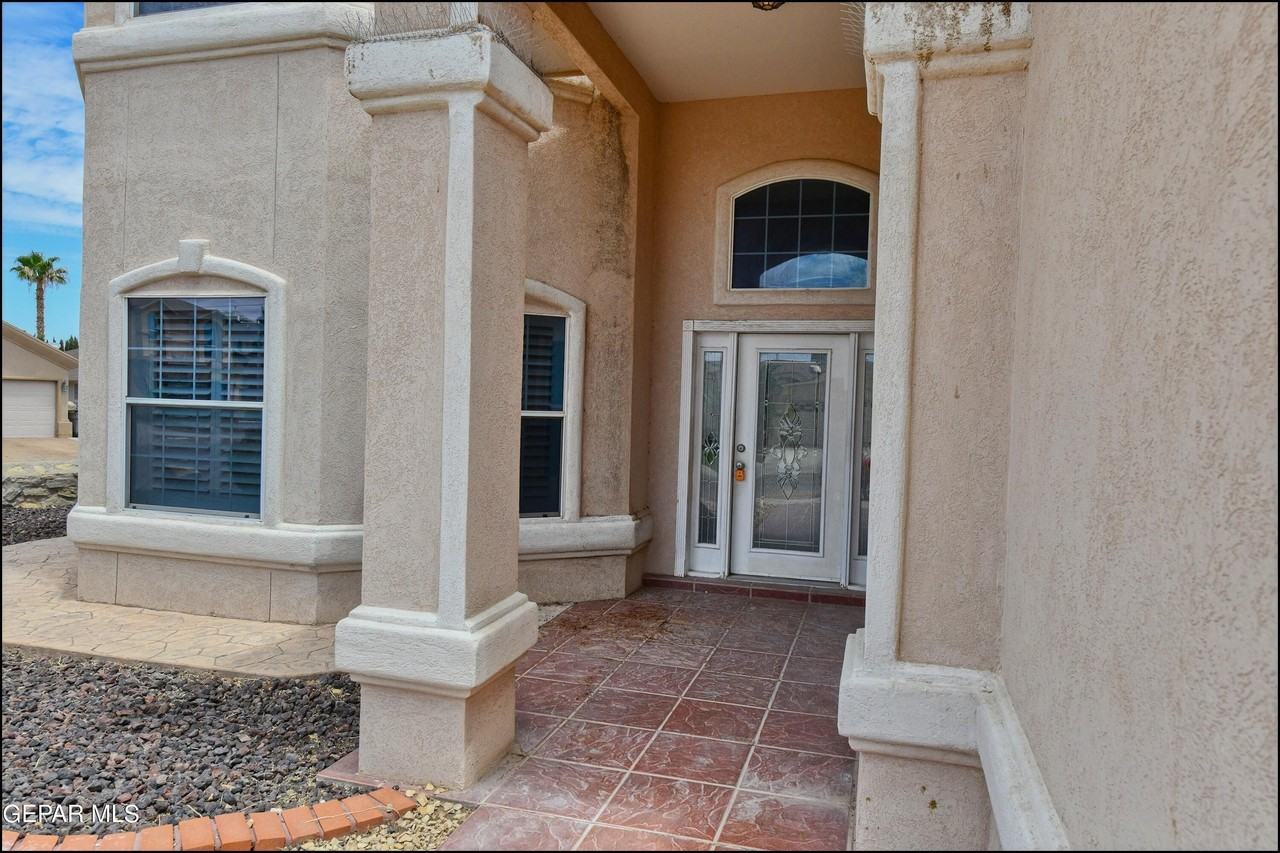 13049 Tierra David Ct - Photo 4 of 26