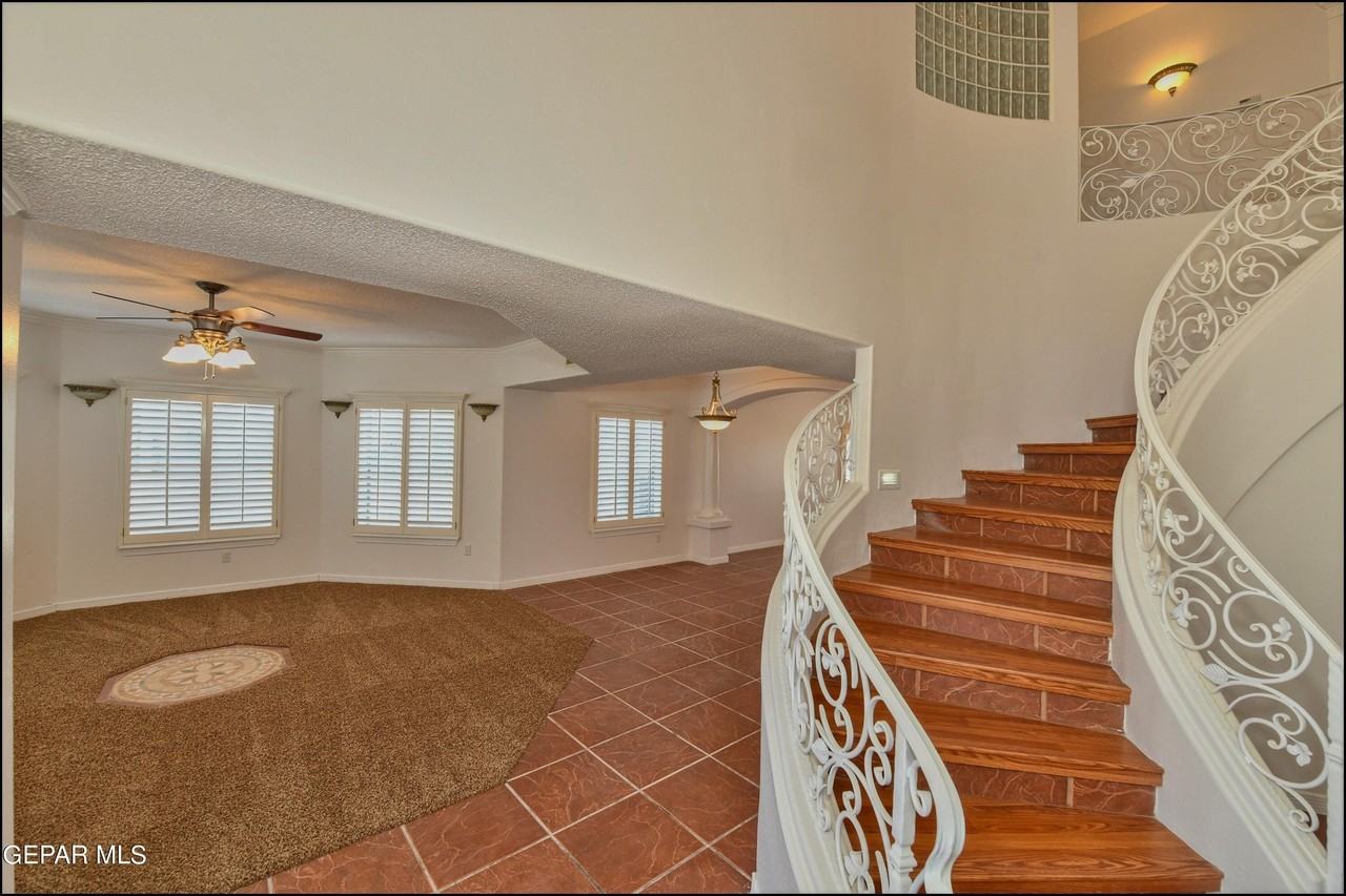 13049 Tierra David Ct - Photo 5 of 26