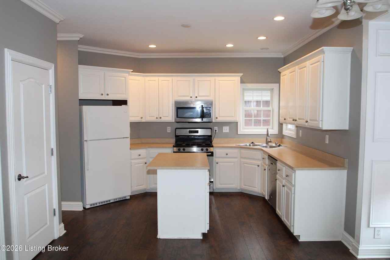 13204 Tucker Lake Dr - Photo 7 of 23