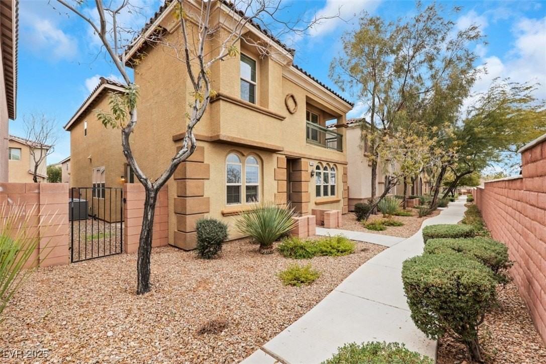 11060 Mount Hunter St - Photo 2 of 16