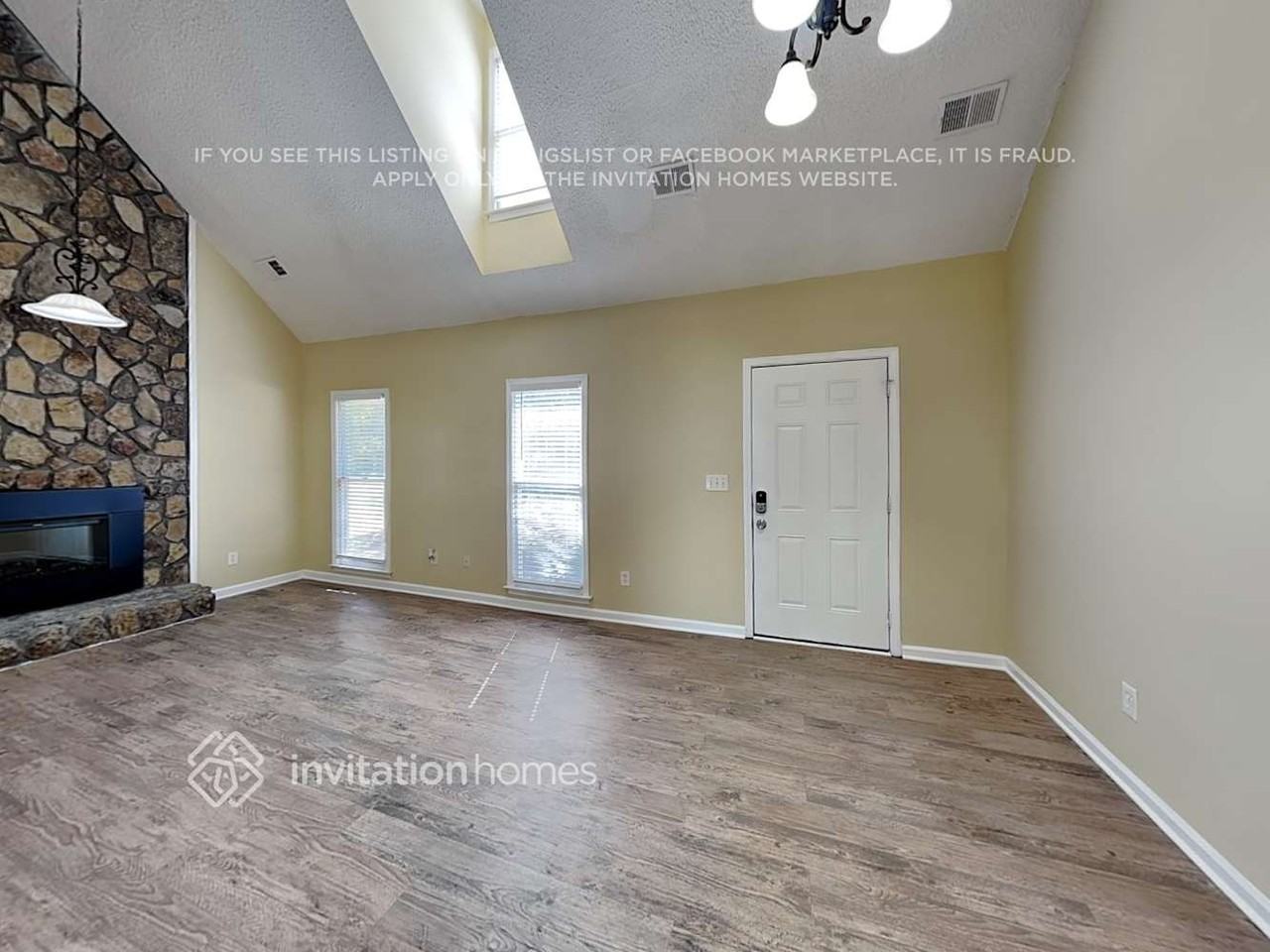 4756 Saddleridge Rd - Photo 5 of 23