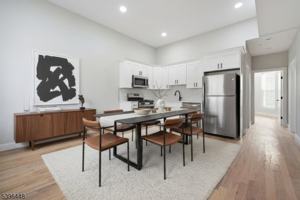 featured image of 59 High St #9