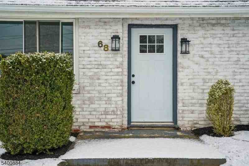 68 Valley Rd - Photo 3 of 38