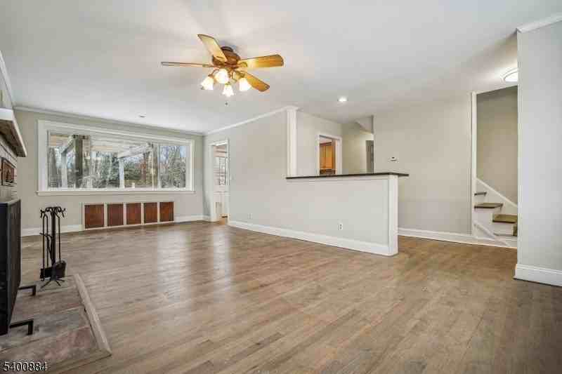 68 Valley Rd - Photo 6 of 38