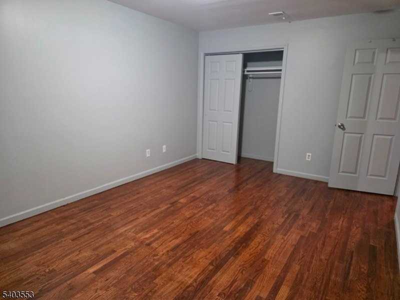 1025 Lafayette St - Photo 3 of 7