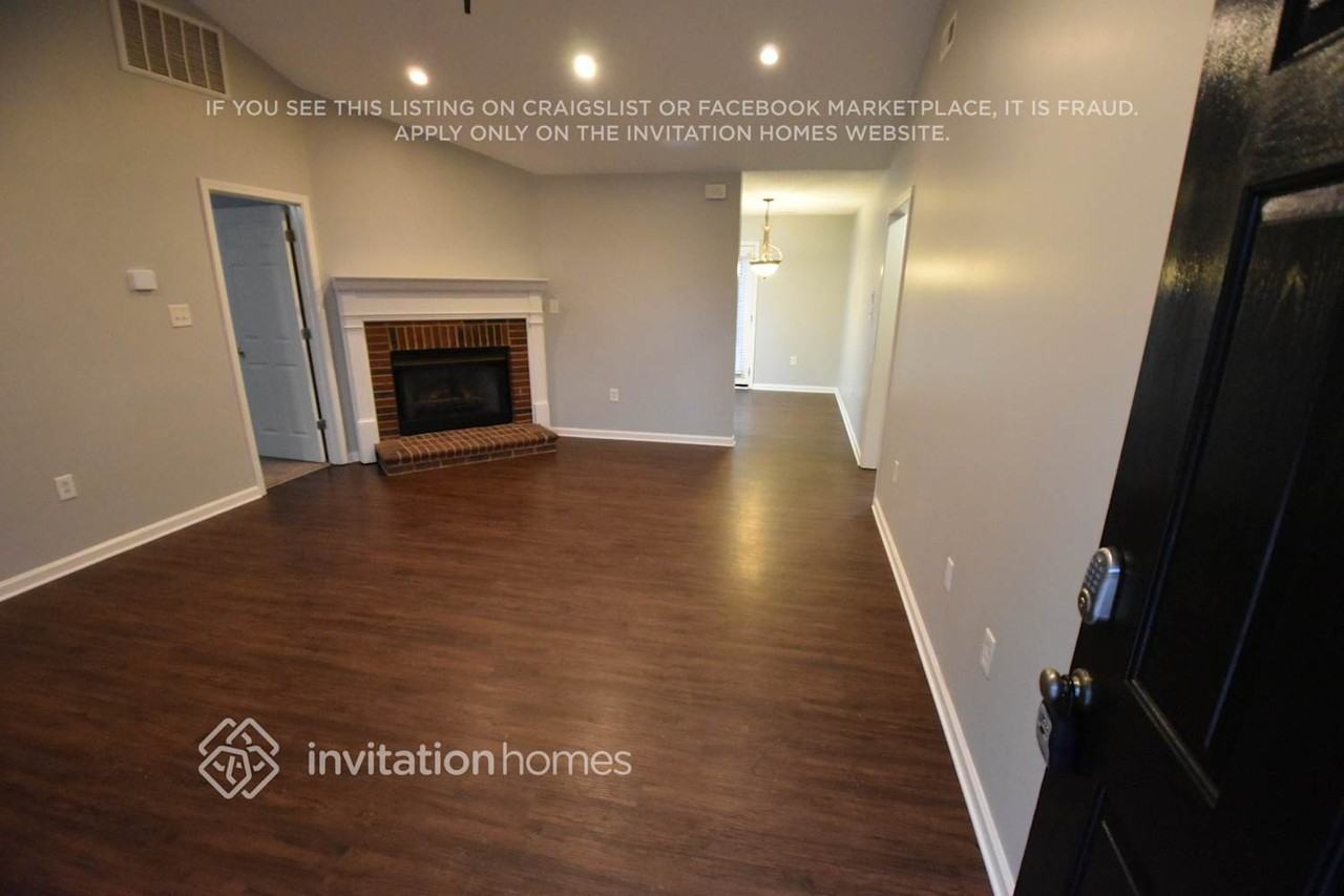 507 Meadowbrook Dr - Photo 2 of 9