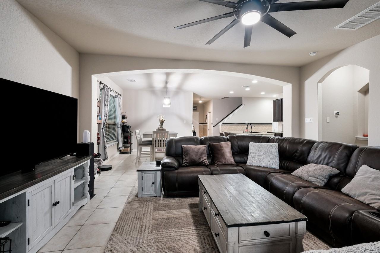 5802 Acacia Farm #1 - Photo 3 of 10