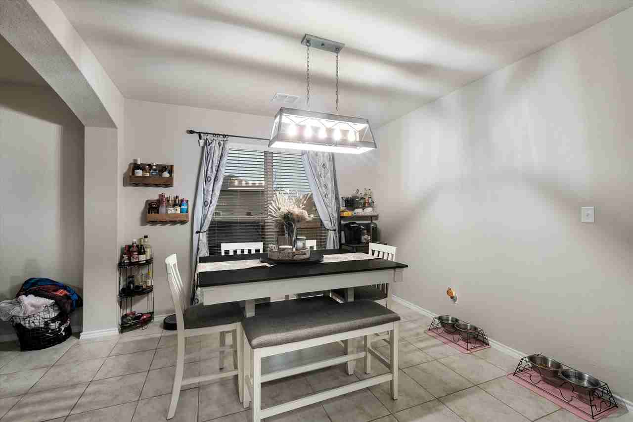 5802 Acacia Farm #1 - Photo 4 of 10