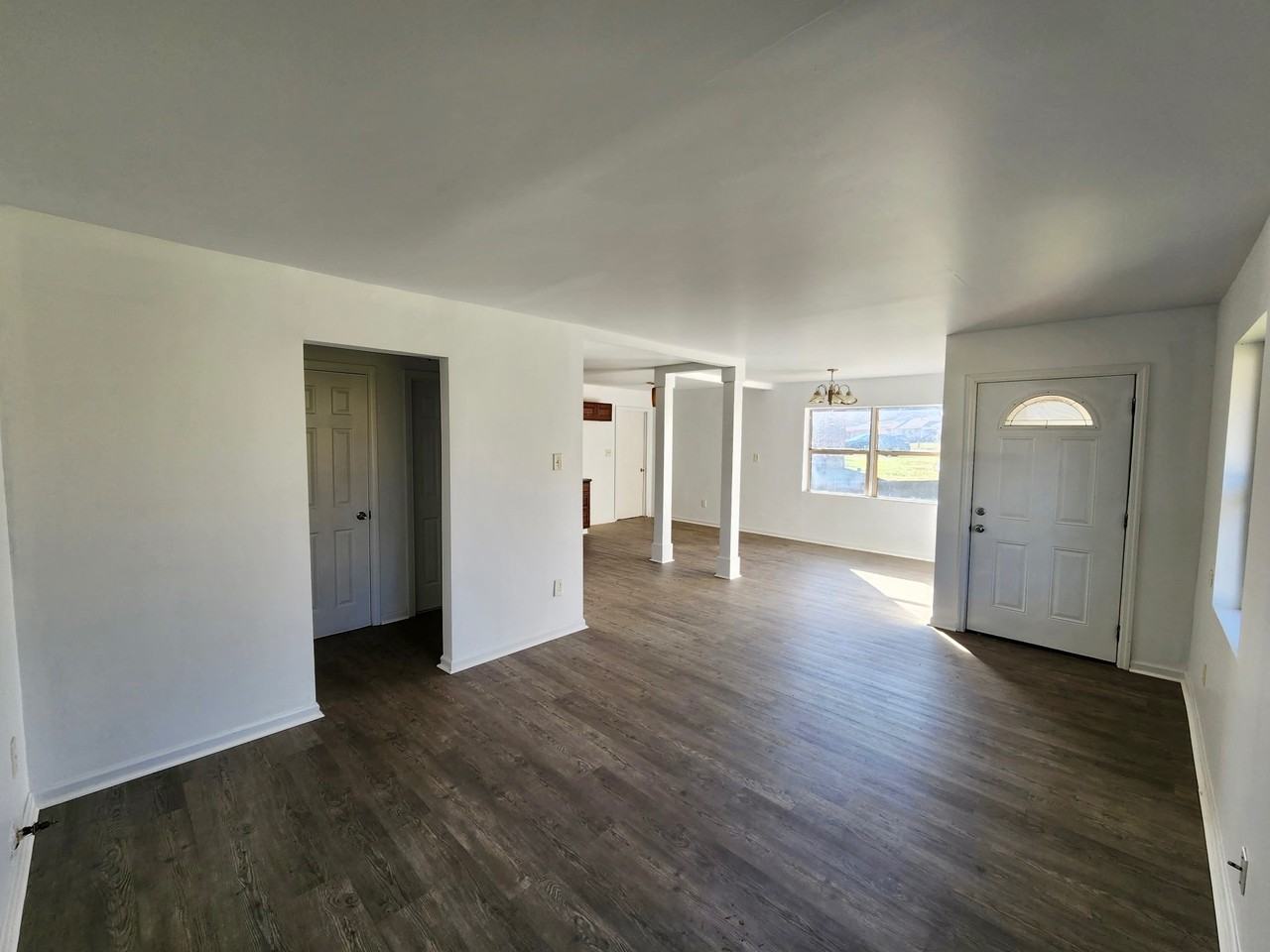 1721 Collier Dr #1 - Photo 3 of 6