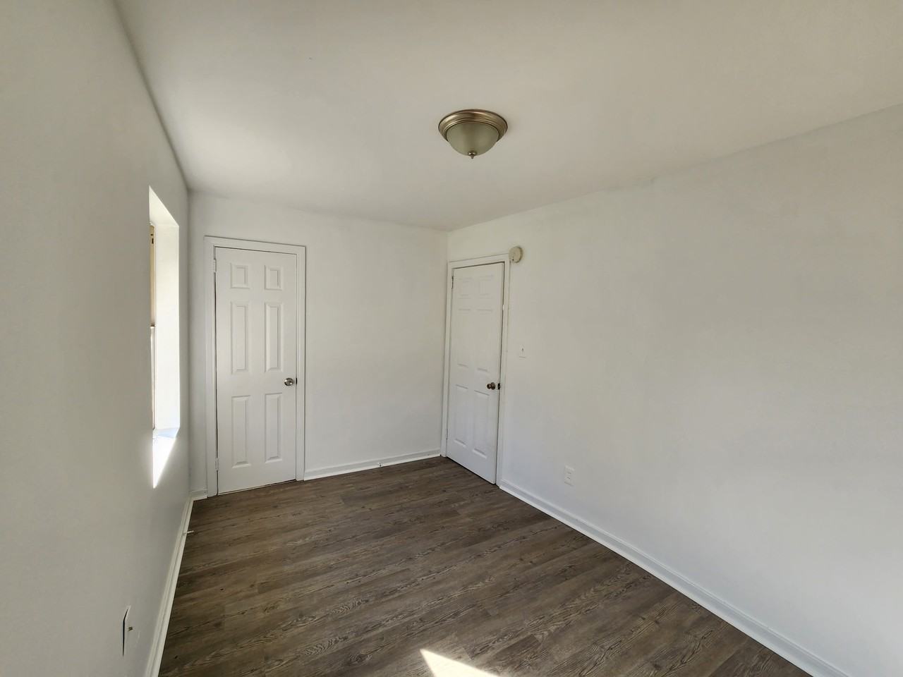 1721 Collier Dr #1 - Photo 4 of 6