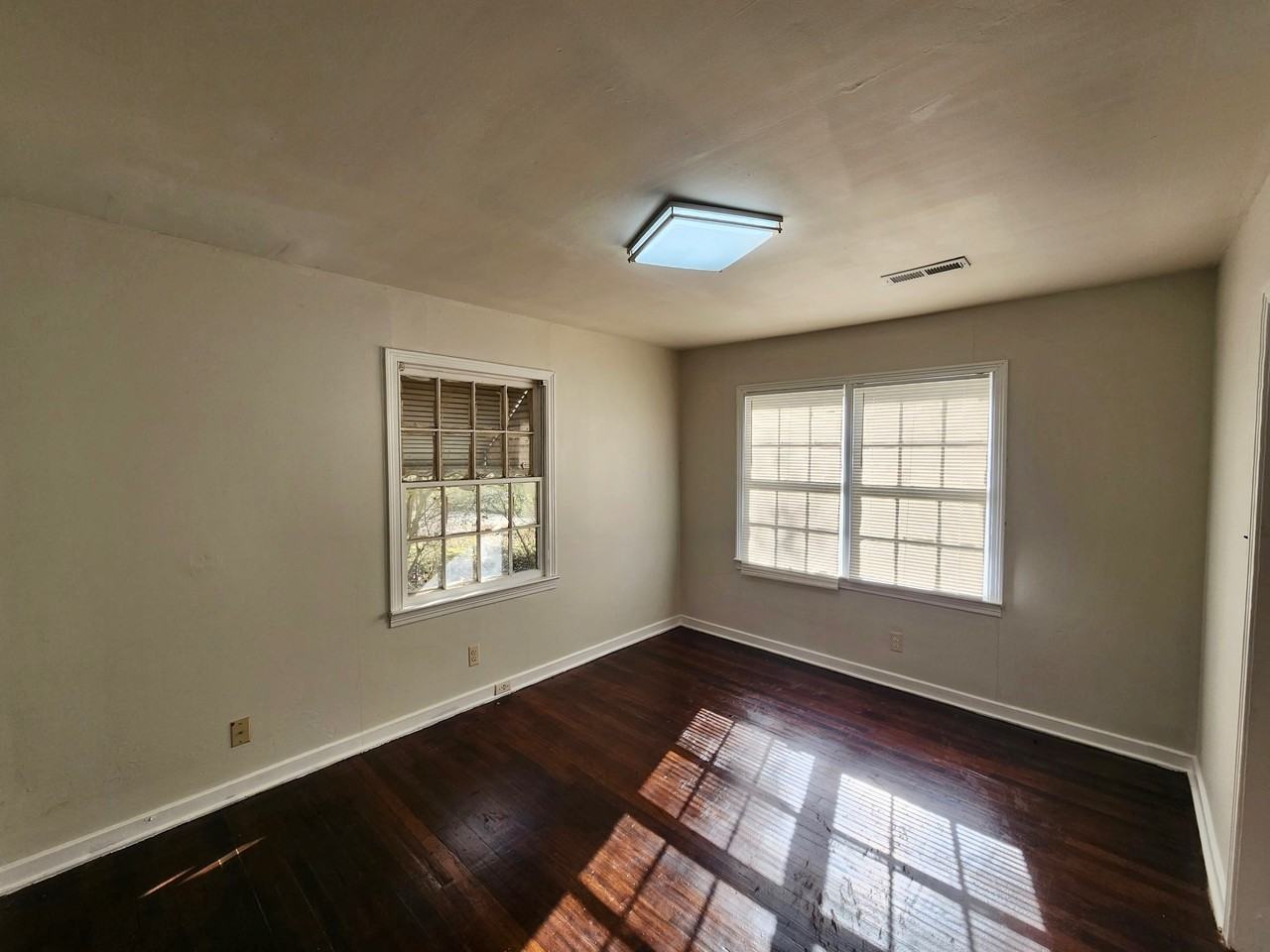 4208 50th Ave N #1 - Photo 7 of 8