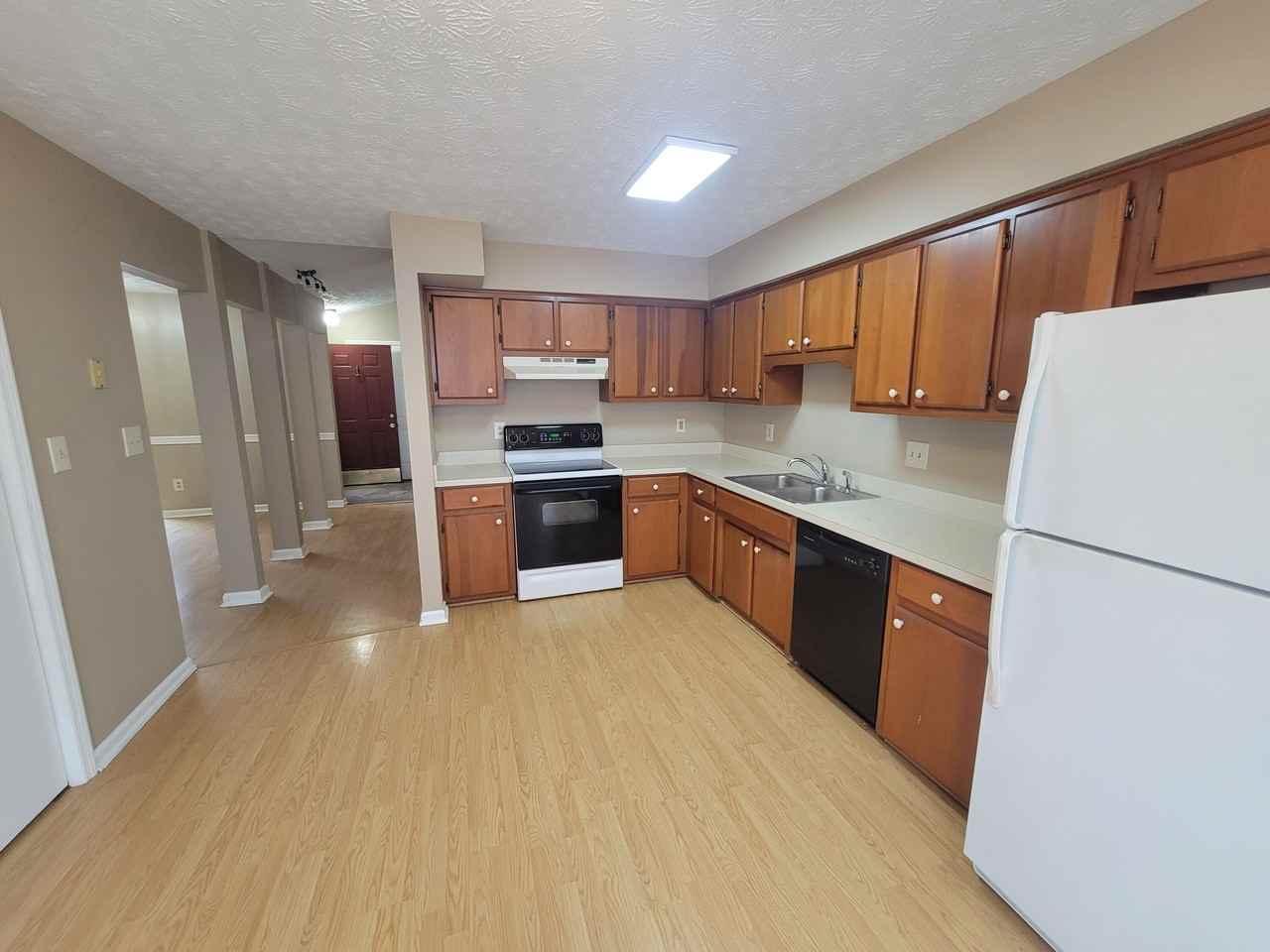 500 Orchard Dr - Photo 4 of 11