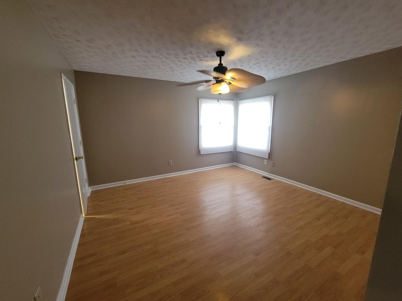 500 Orchard Dr - Photo 7 of 11