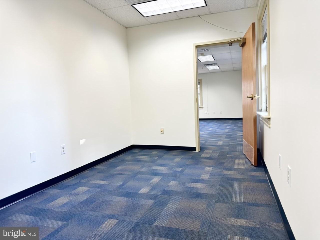 1601 R St Nw - Photo 6 of 13