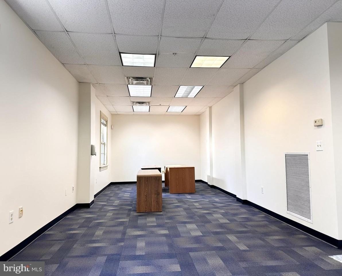 1601 R St Nw - Photo 7 of 13