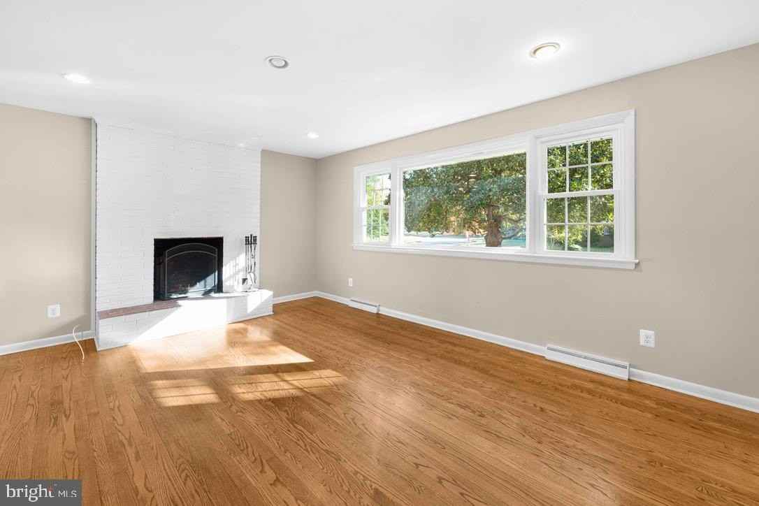 512 Briar Ln - Photo 5 of 38