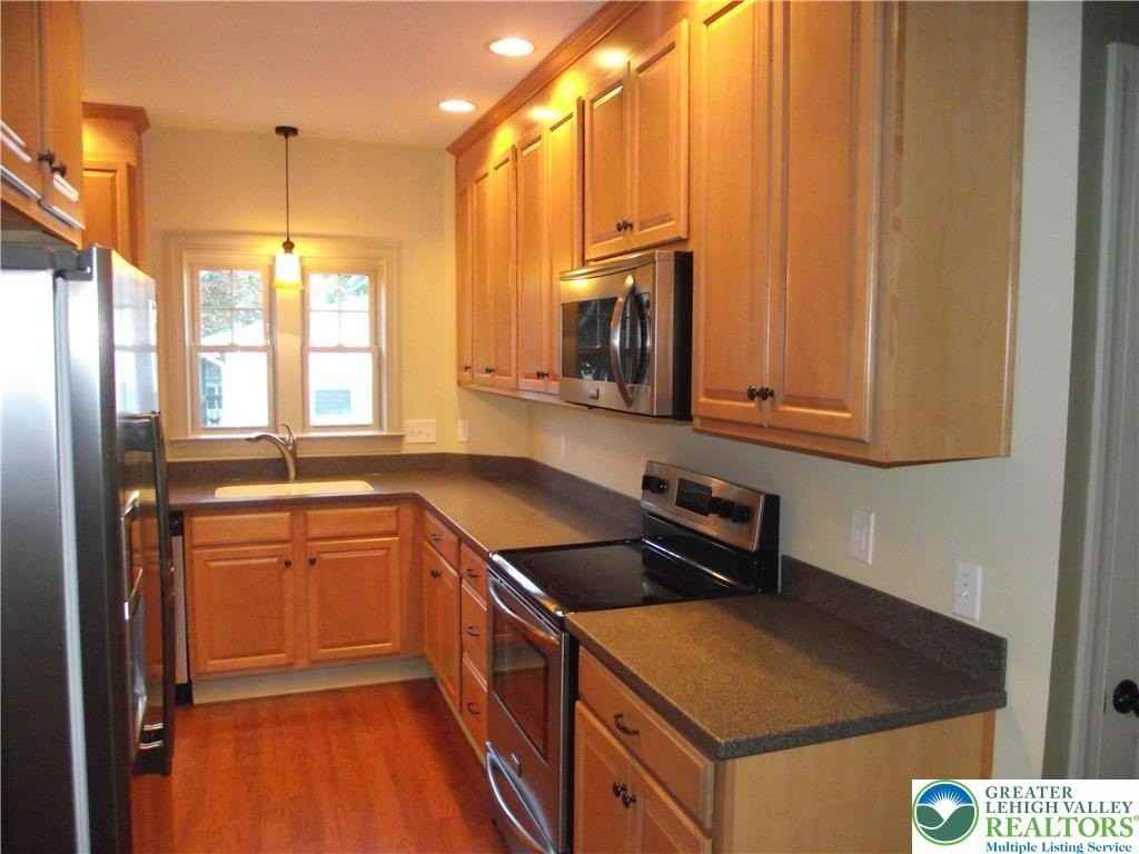 8115 Main St - Photo 4 of 14