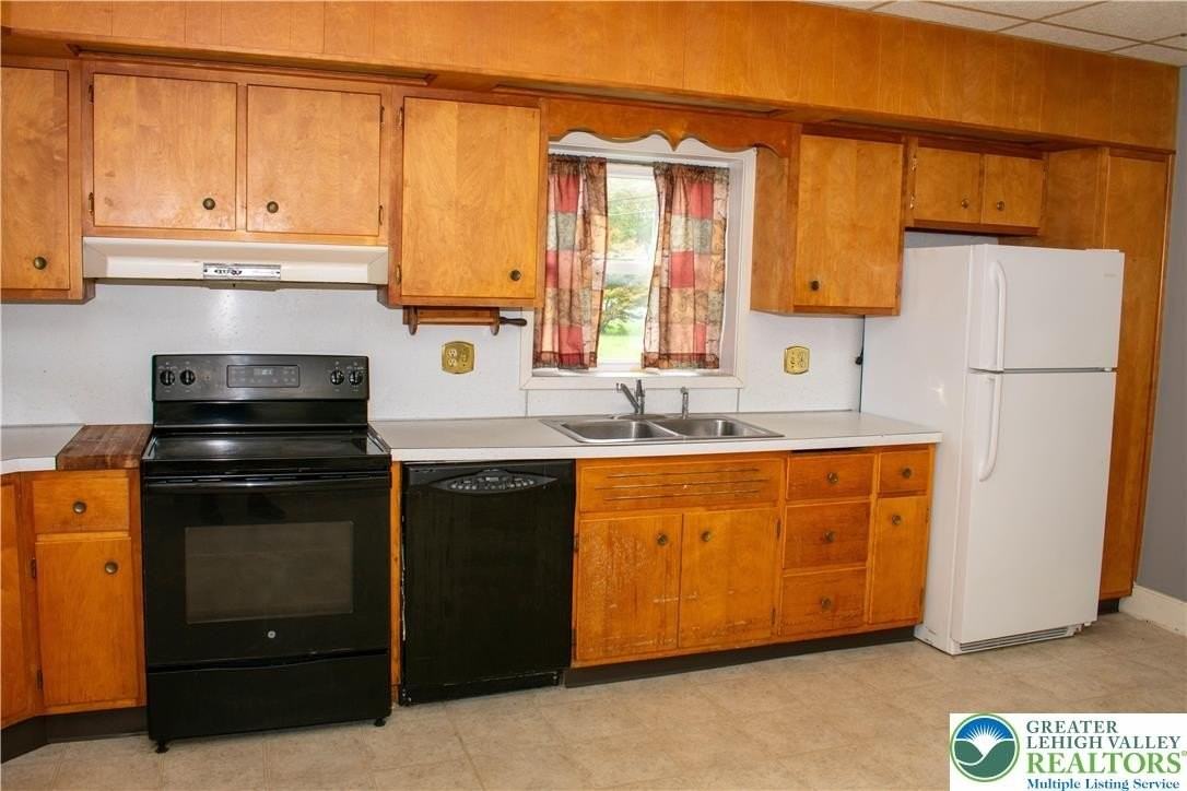 3914 Mauch Chunk Rd - Photo 3 of 8