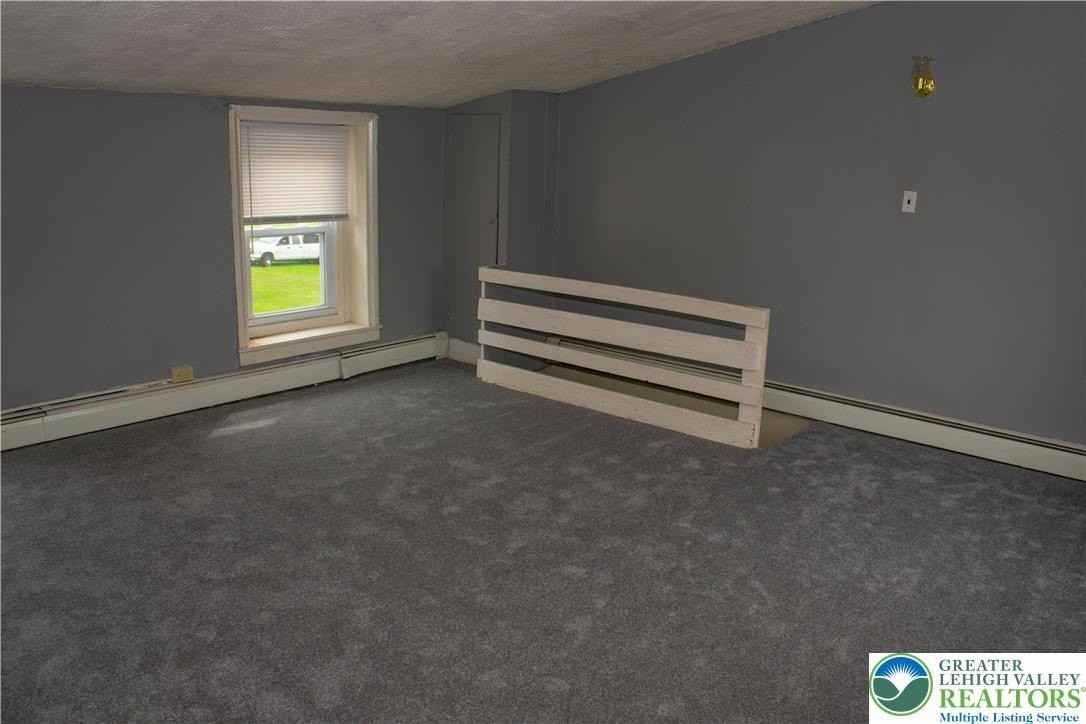 3914 Mauch Chunk Rd - Photo 7 of 8