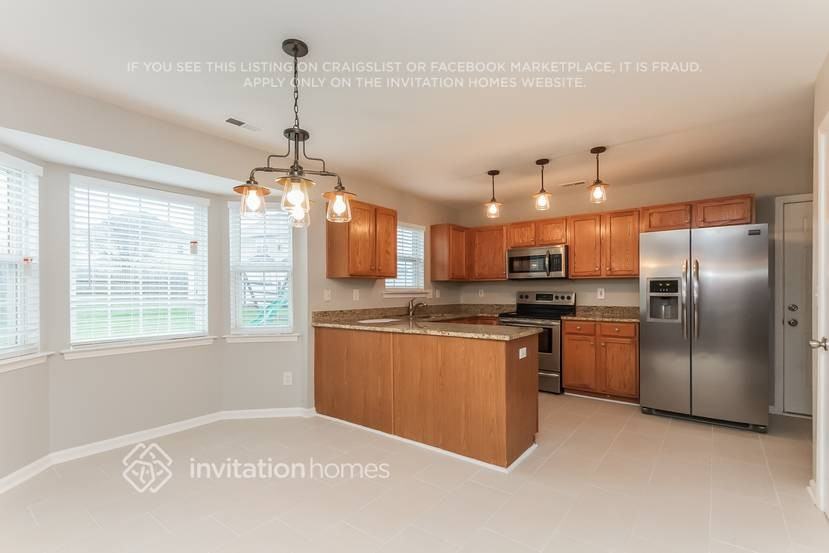 115 Laporte Ln - Photo 4 of 20