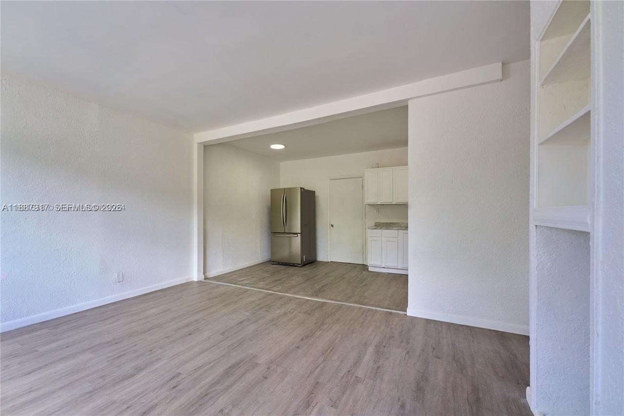 11501 Nw 27th Ave #2639 - Photo 4 of 8