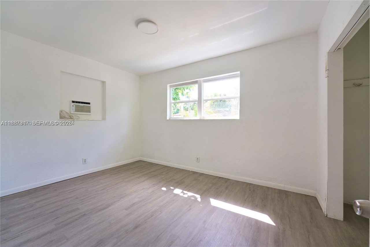 11501 Nw 27th Ave #2639 - Photo 7 of 8