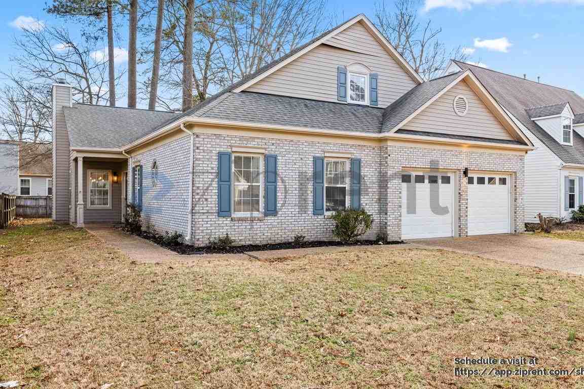 952 Heathland Dr - Photo 4 of 43