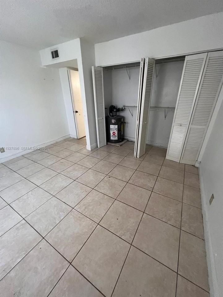 4431 Treehouse Ln #H - Photo 6 of 15