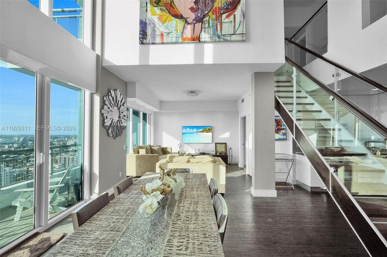 60 Sw 13th St #4607 - Photo 2 of 39