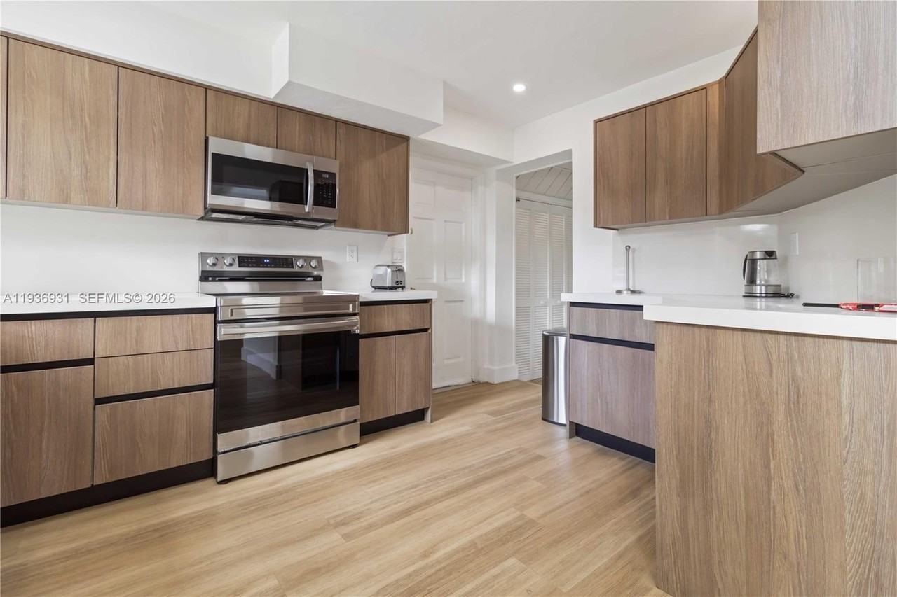 900 Belle Meade Island Dr #0 - Photo 4 of 12