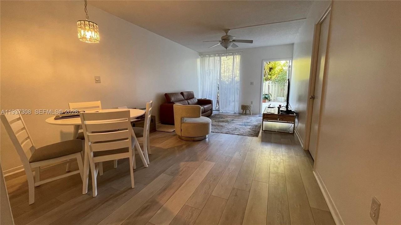 1651 Ne 115th St #1C - Photo 2 of 15