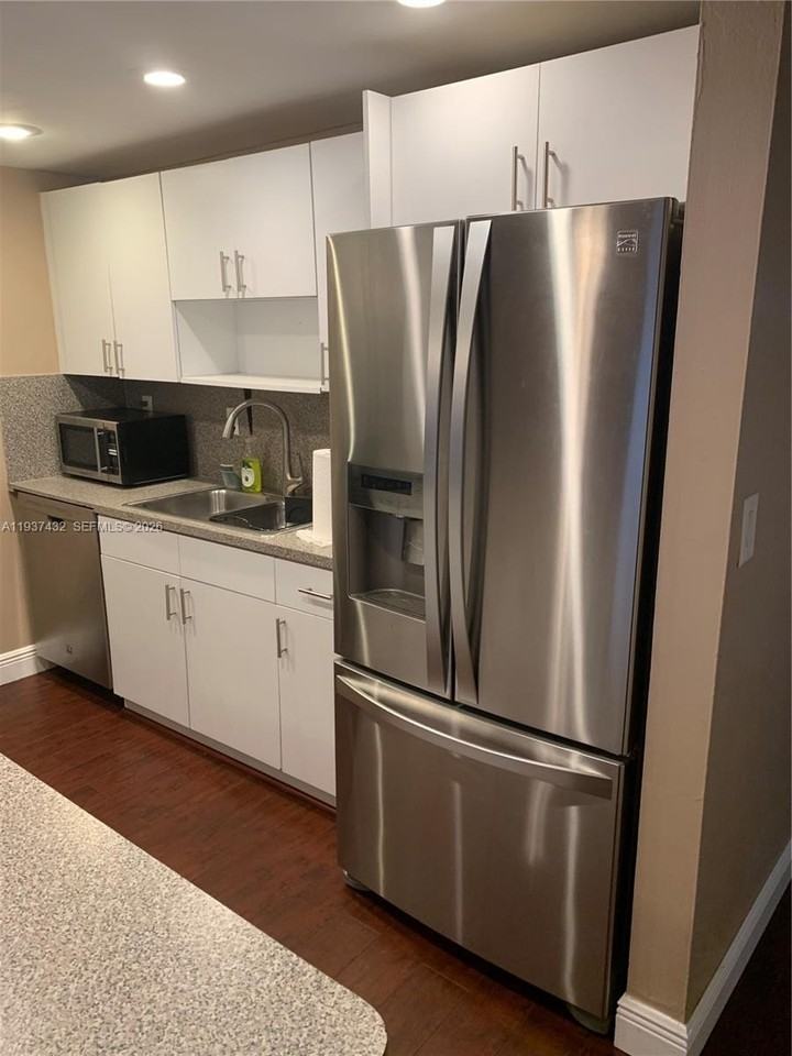 6667 Miller Dr #7 - Photo 4 of 15