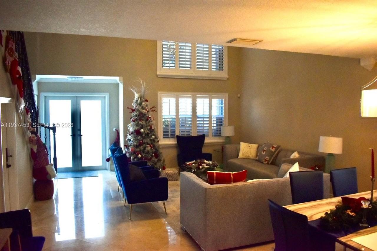 1352 Nw 129th Way - Photo 3 of 39