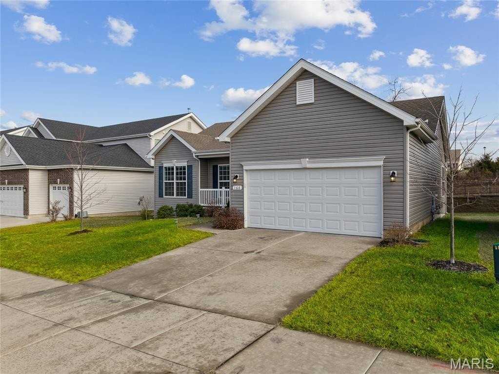 168 Hidden Bluffs Dr - Photo 3 of 50