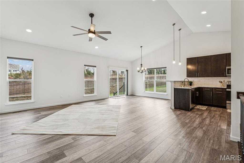 168 Hidden Bluffs Dr - Photo 5 of 50